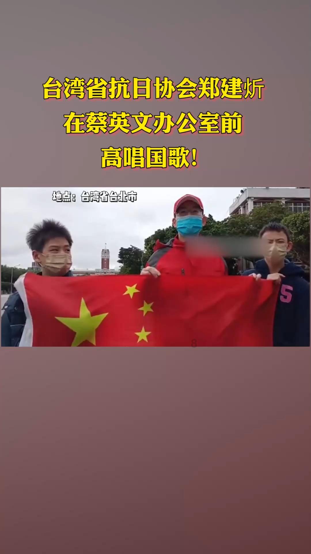 漂亮女孩扮精灵